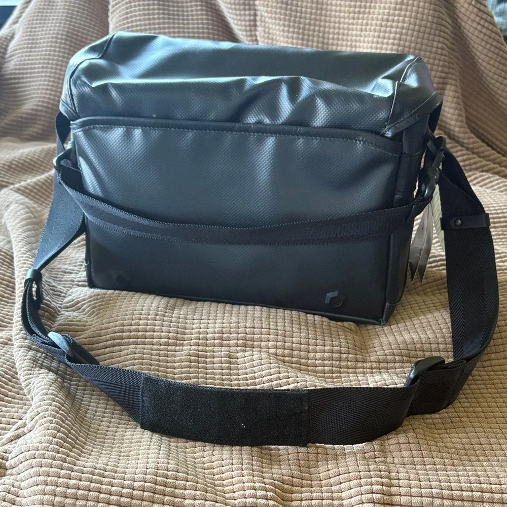 Artisan & Artist Waterproof Camera Bag WCAM-7500 Made in Japan